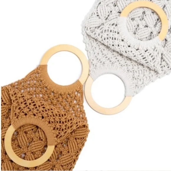 ๐Host Pick๐ NWT Vintage Daisy Chain Knitted Cord Hand Bag in Beige or White! - Picture 2 of 4